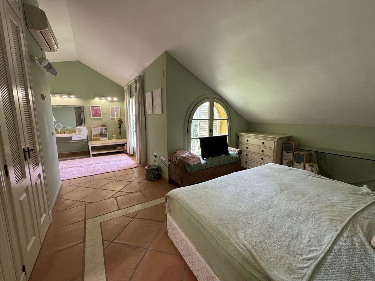 3 sypialnia Dom na sprzedaż w Sotogrande - 850 000 € (Ref: 9076660)