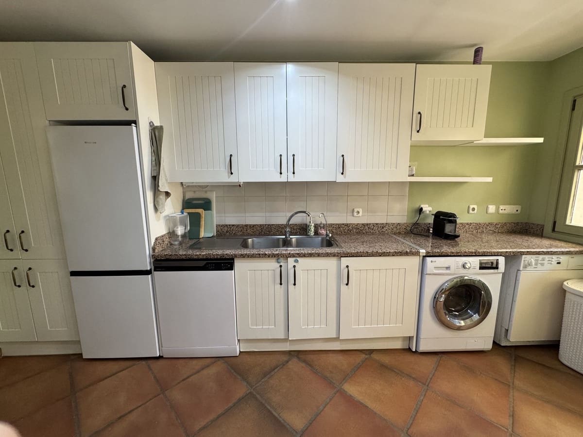 3 sypialnia Dom na sprzedaż w Sotogrande - 850 000 € (Ref: 9076660)