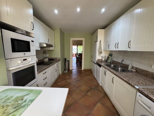 3 bedroom Townhouse for sale in Sotogrande Alto, San Roque - € 850,000 (Ref: 9076660)