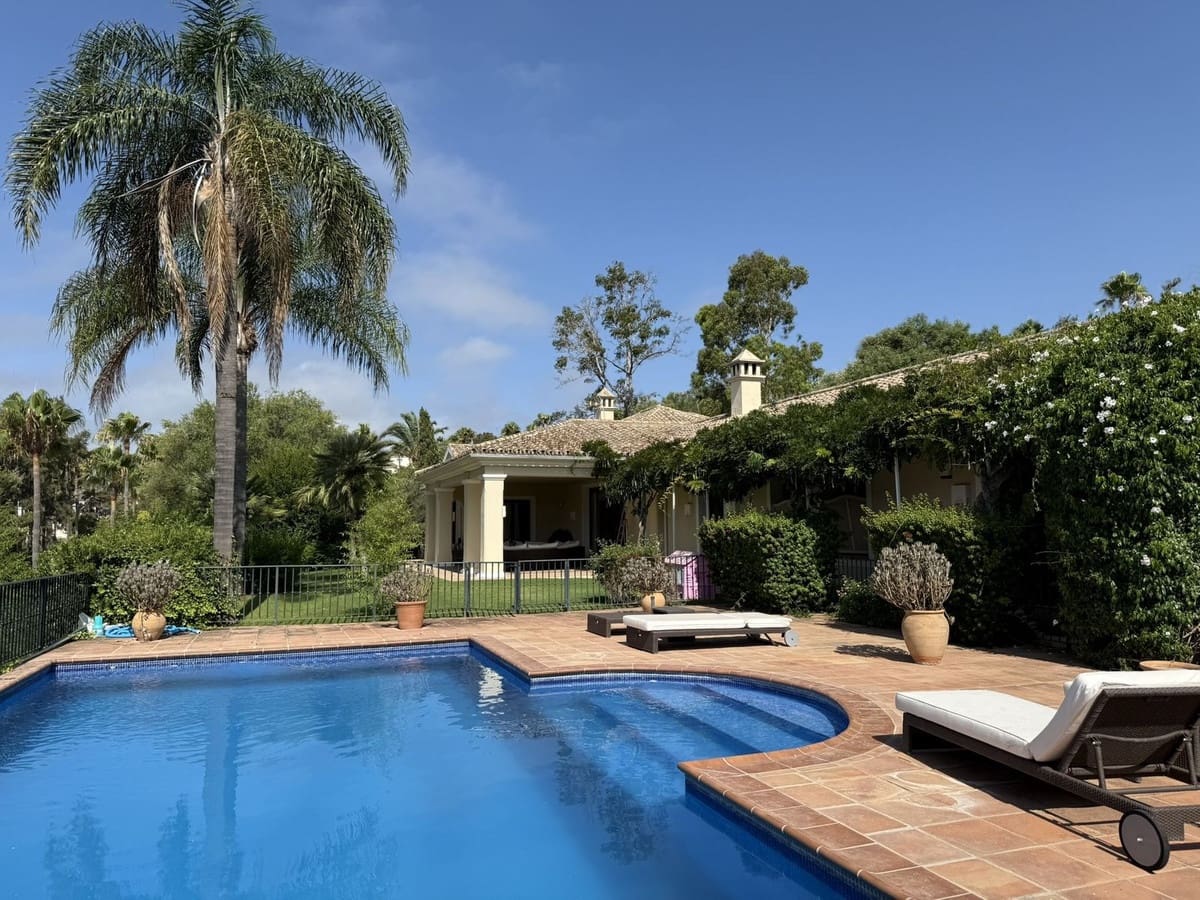 5 soverom Villa til salgs i Sotogrande med svømmebasseng - € 2 290 000 (Ref: 9148135)
