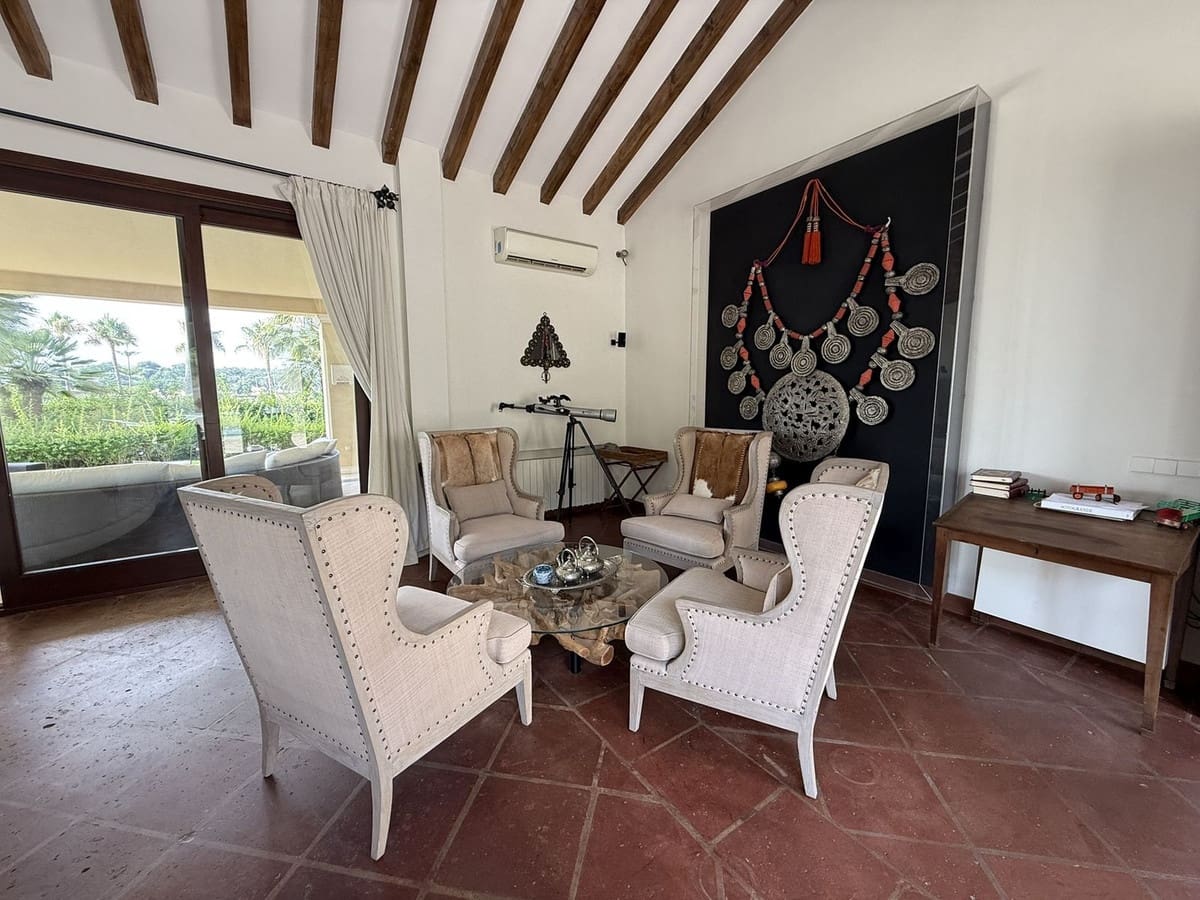 5 soverom Villa til salgs i Sotogrande med svømmebasseng - € 2 290 000 (Ref: 9148135)