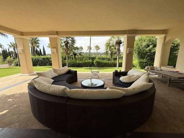 5 bedroom Villa for sale in Sotogrande Alto, San Roque with pool - € 2,290,000 (Ref: 9148135)