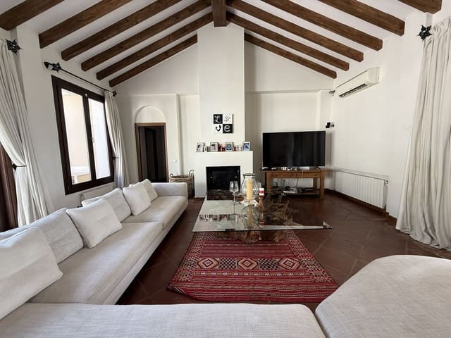 5 bedroom Villa for sale in Sotogrande Alto, San Roque with pool - € 2,290,000 (Ref: 9148135)