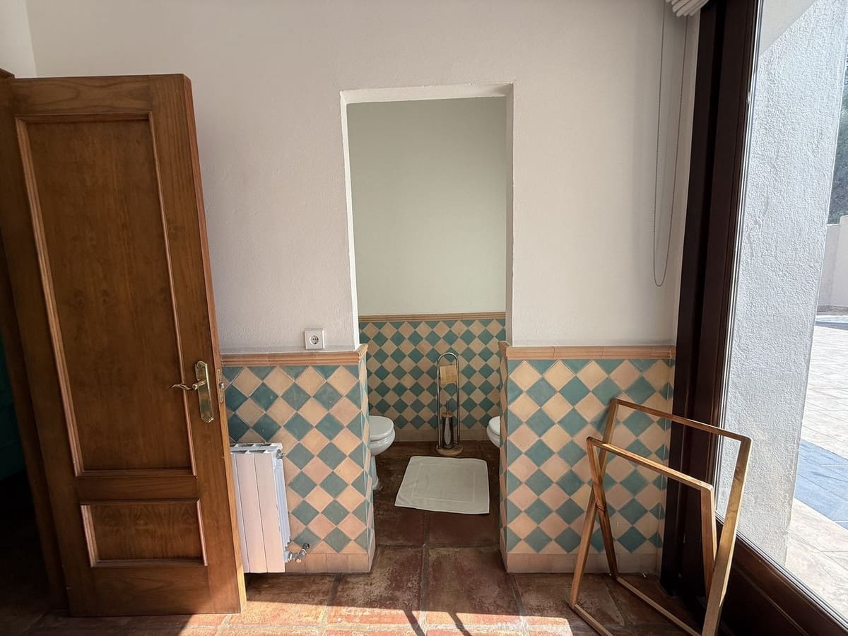 5 slaapkamer Villa te koop in Sotogrande met zwembad - € 2.290.000 (Ref: 9148135)