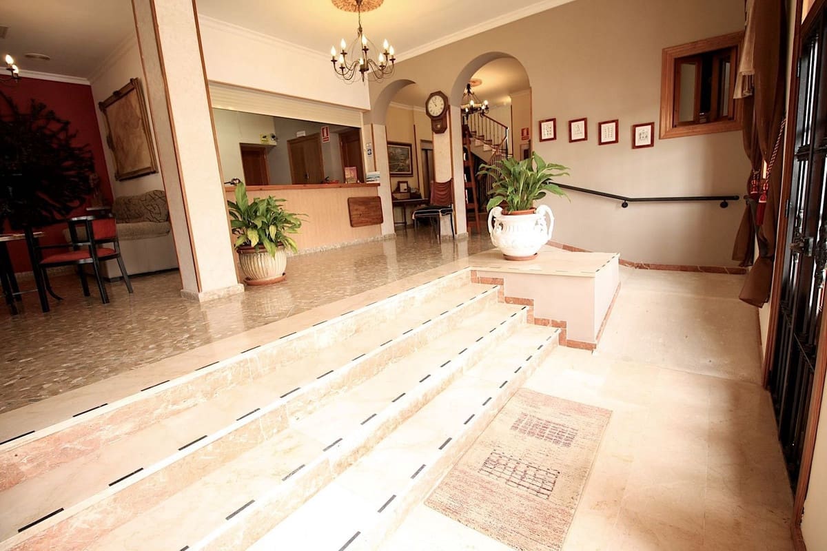 22 slaapkamer Hotel te koop in Pueblo Nuevo de Guadiaro - € 1.290.000 (Ref: 9377983)