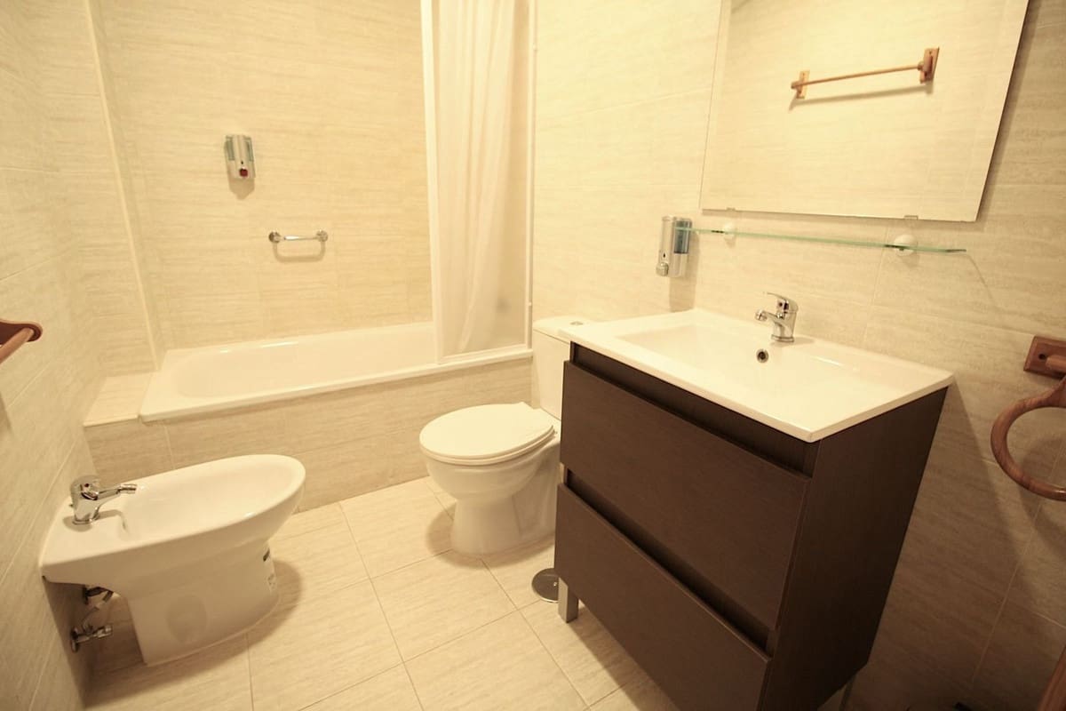 22 bedroom Hotel for sale in Pueblo Nuevo de Guadiaro - € 1,290,000 (Ref: 9377983)