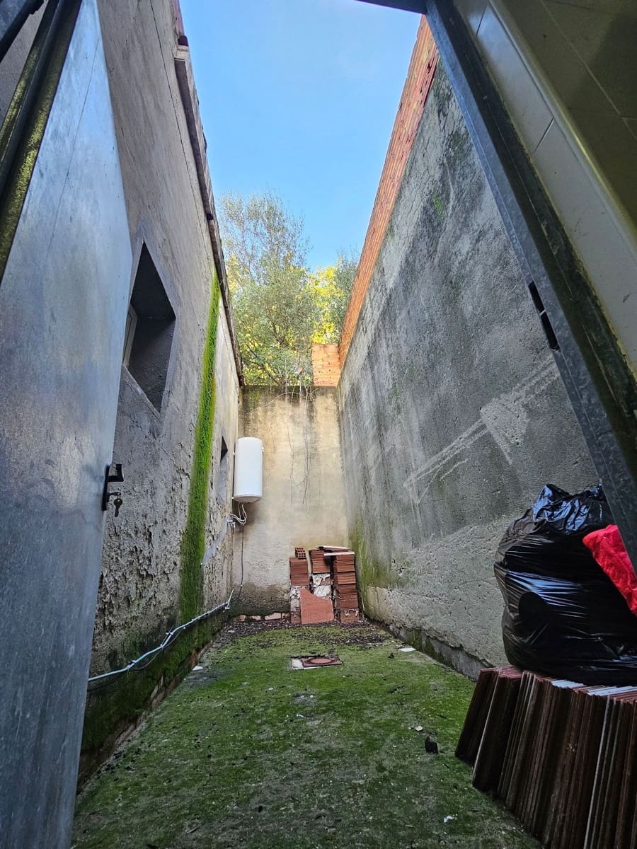 Kommersiell til salgs i San Roque - € 250 000 (Ref: 9535274)