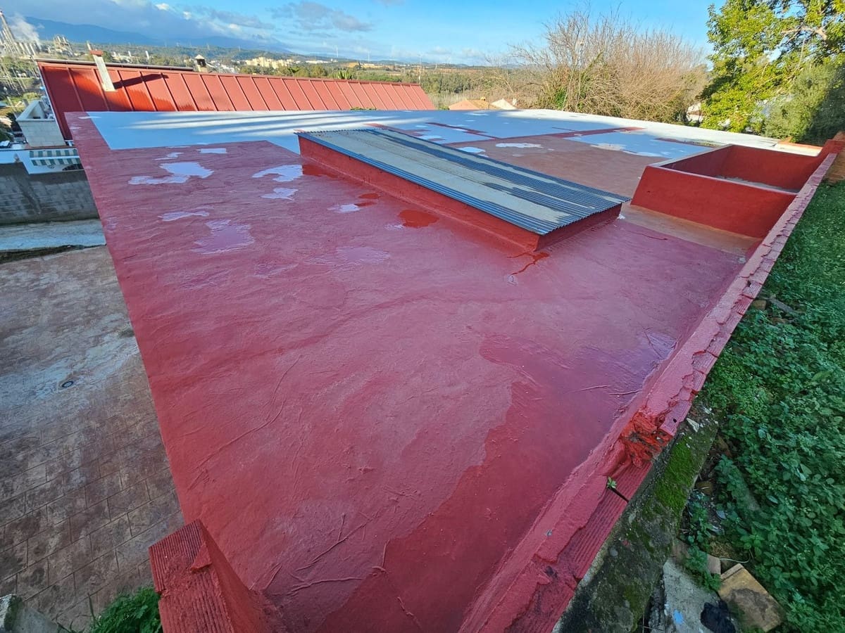 Kommersiell til salgs i San Roque - € 250 000 (Ref: 9535274)