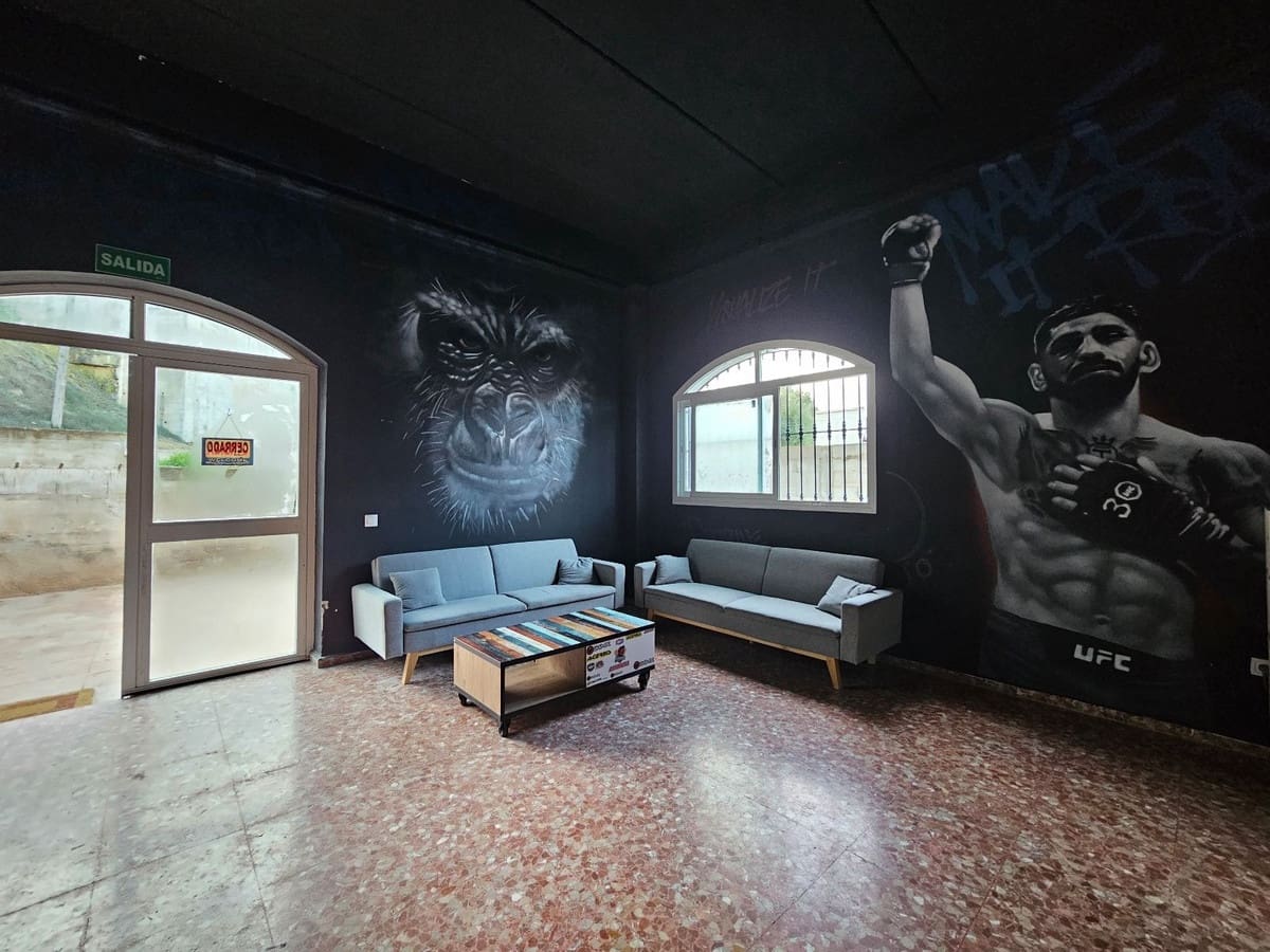 Commercial for rent in San Roque - € 1,500 (Ref: 9542341)