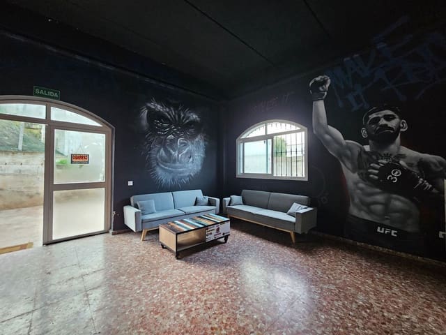 Commercieel te huur in San Roque - € 1.500 (Ref: 9542341)