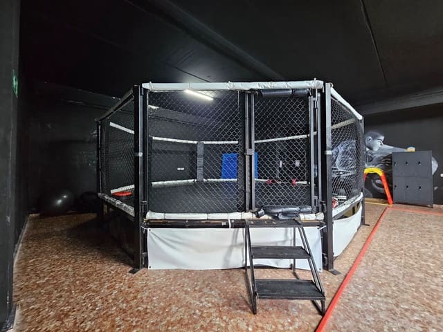 Commercieel te huur in San Roque - € 1.500 (Ref: 9542341)