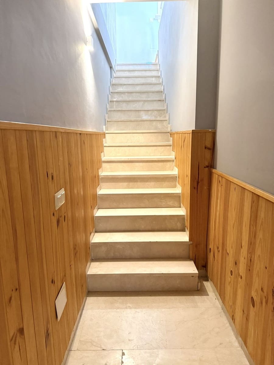 4 soverom Leilighet til leie i Sotogrande - € 2 400 (Ref: 9610120)