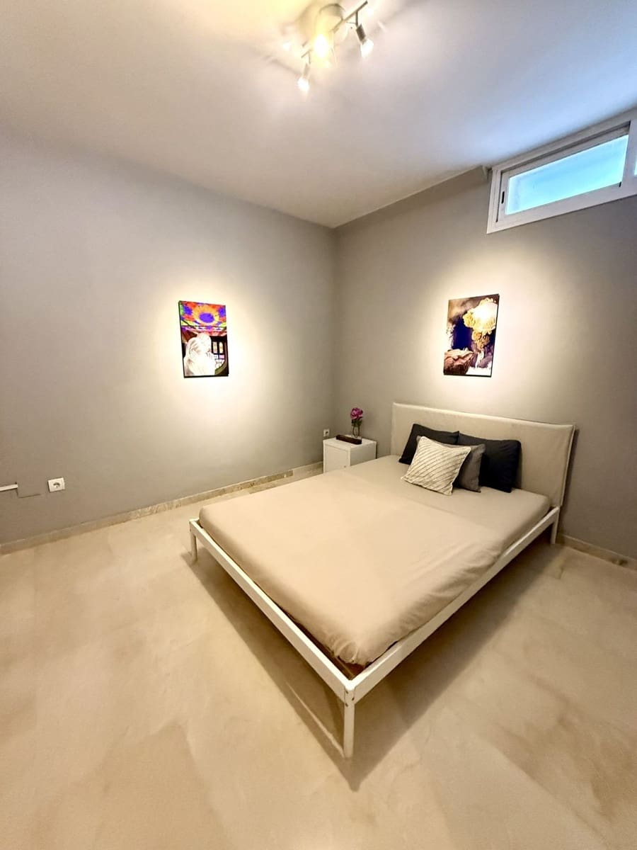 4 bedroom Apartment for rent in Sotogrande - € 2,400 (Ref: 9610120)