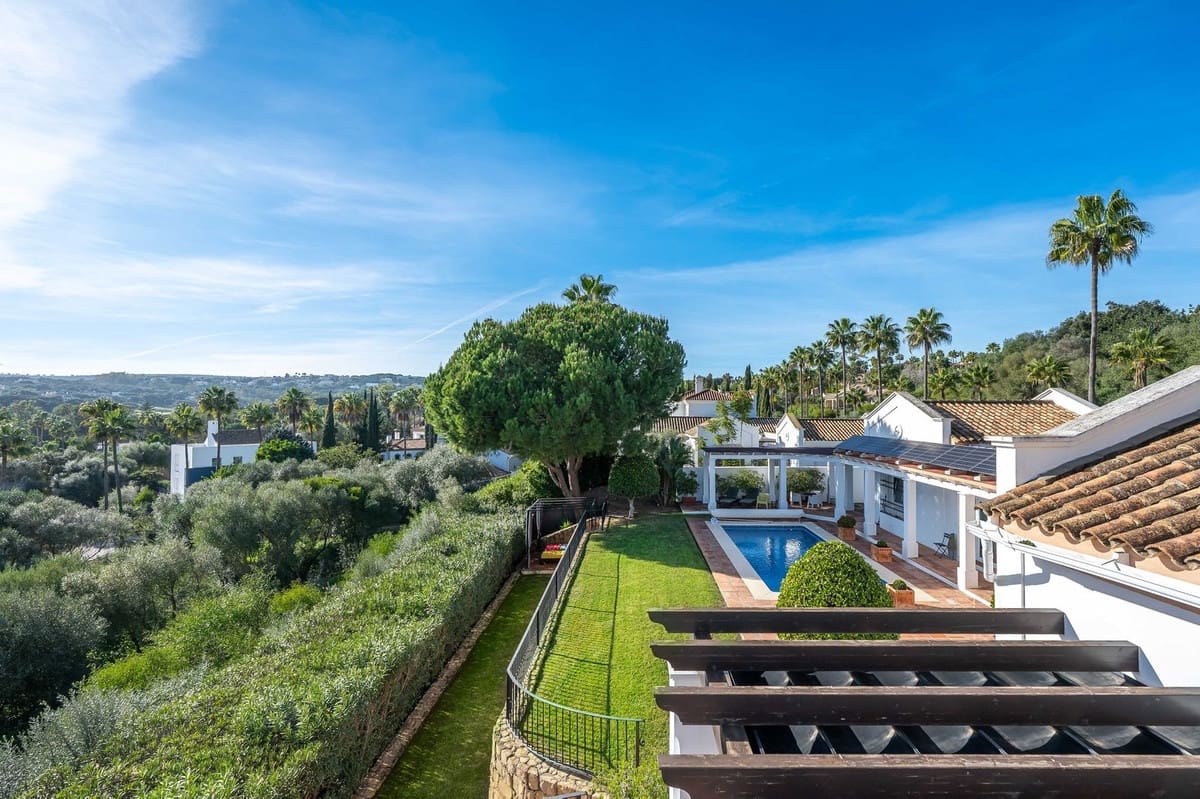 6 slaapkamer Villa te koop in Sotogrande met zwembad garage - € 2.250.000 (Ref: 9618698)