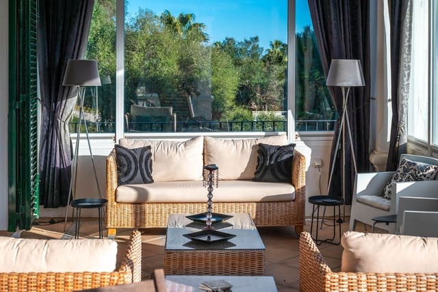 6 slaapkamer Villa te koop in Sotogrande Alto, San Roque met zwembad garage - € 2.250.000 (Ref: 9618698)