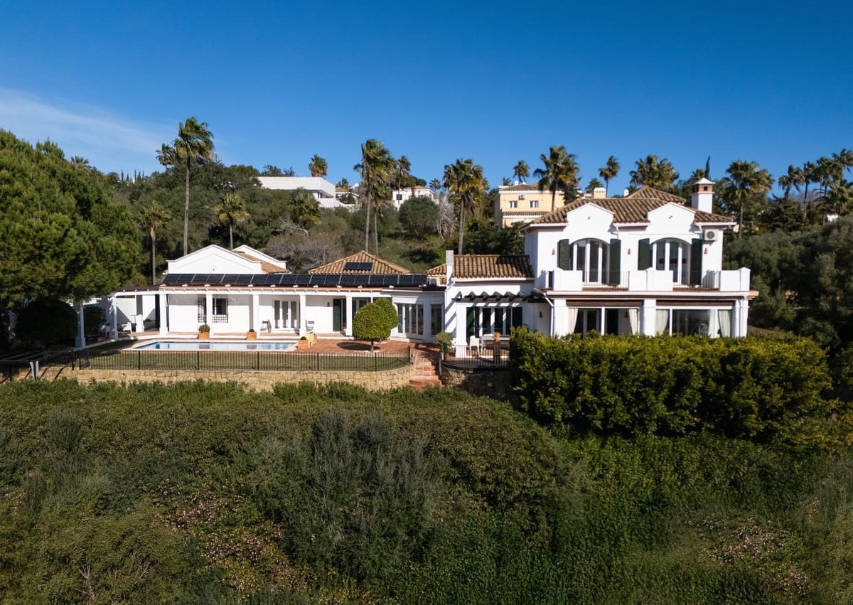 6 slaapkamer Villa te koop in Sotogrande met zwembad garage - € 2.250.000 (Ref: 9618698)