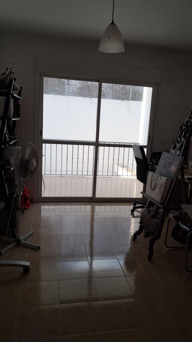 3 soveværelse Strandlejlighed til salg i Torreguadiaro med garage - € 340.000 (Ref: 9629407)