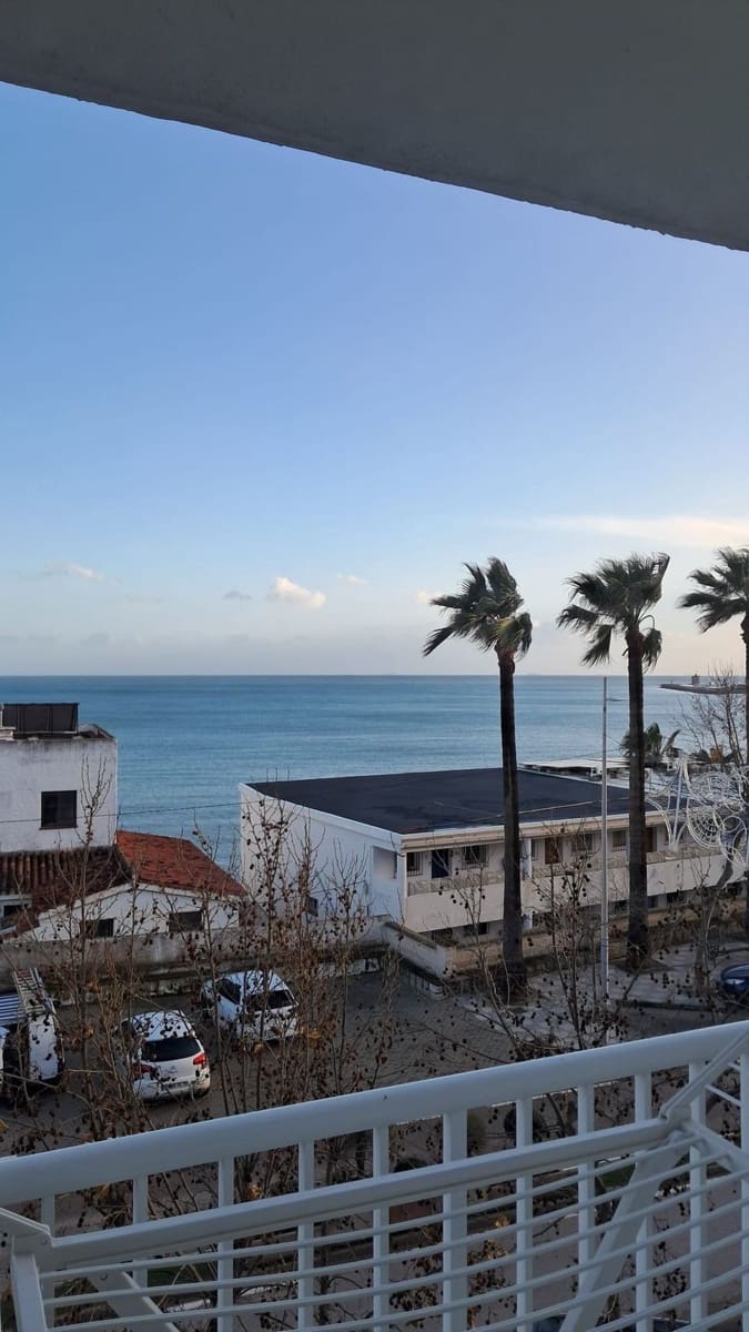 3 bedroom Beach Apartment for sale in Torreguadiaro with garage - € 425,000 (Ref: 9629407)