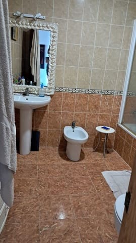 3 soverom Strandleiligheter til salgs i Torreguadiaro, San Roque med garasje - € 425 000 (Ref: 9629407)