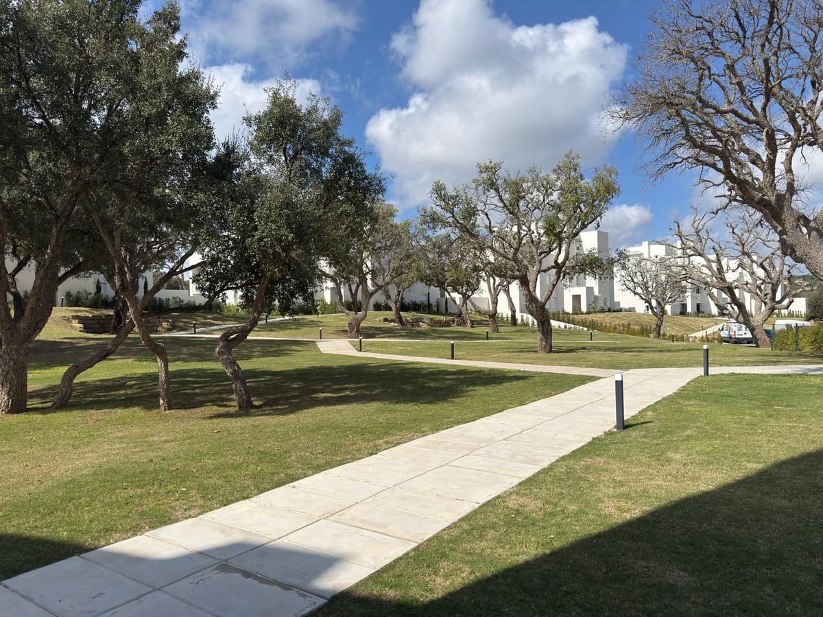 3 quarto Apartamento para venda em San Roque com piscina garagem - 659 000 € (Ref: 9720724)