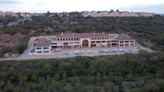 Kommersiell att hyra i Sotogrande Alto, San Roque med garage - 950 € (Ref: 9805265)