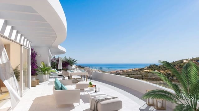3 chambre Penthouse à vendre à La Alcaidesa avec piscine garage - 1 095 000 € (Ref: 9809422)