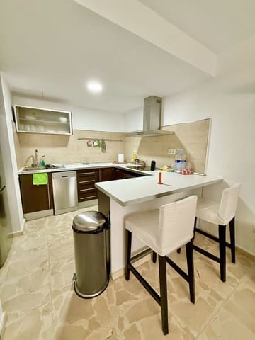 2 bedroom Apartment for sale in Pueblo Nuevo de Guadiaro, San Roque - € 298,000 (Ref: 9895181)