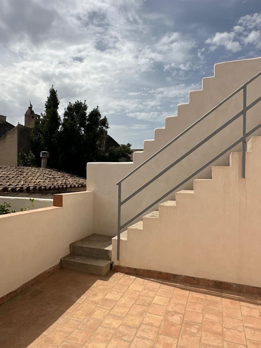 3 bedroom Townhouse for rent in Porreres - € 1,800 (Ref: 10048137)