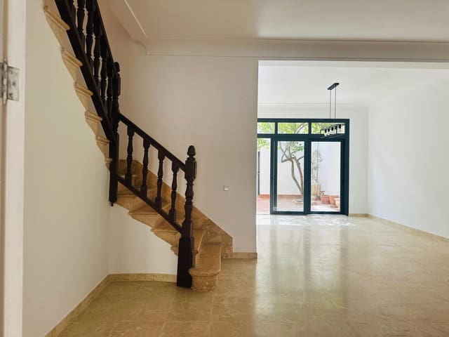 3 bedroom Townhouse for rent in Porreres - € 1,800 (Ref: 10048137)