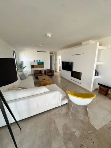 4 bedroom Finca/Country House for rent in Vilafranca de Bonany with pool garage - € 4,000 (Ref: 10055733)