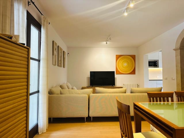 4 sypialnia Dom blizniak do wynajęcia w Portocolom, Felanitx z basenem garażem - 3 500 € (Ref: 10136388)