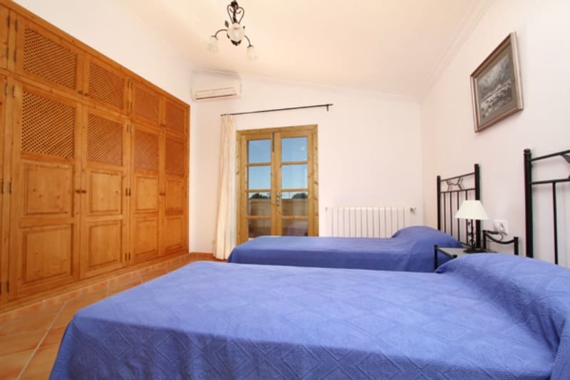 6 quarto Quinta/Casa Rural para arrendar em Portocolom com piscina garagem - 3 700 € (Ref: 10147915)