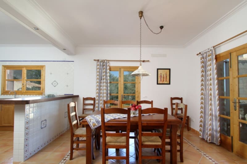 6 quarto Quinta/Casa Rural para arrendar em Portocolom com piscina garagem - 3 700 € (Ref: 10147915)