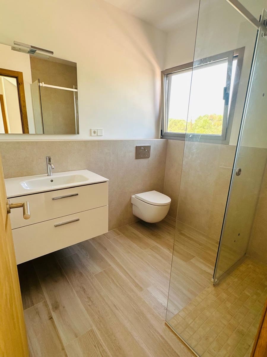 3 makuuhuone Paritalo vuokrattavana paikassa Portocolom mukana uima-altaan 
autotalli - 2 550 € (Ref: 10149335)