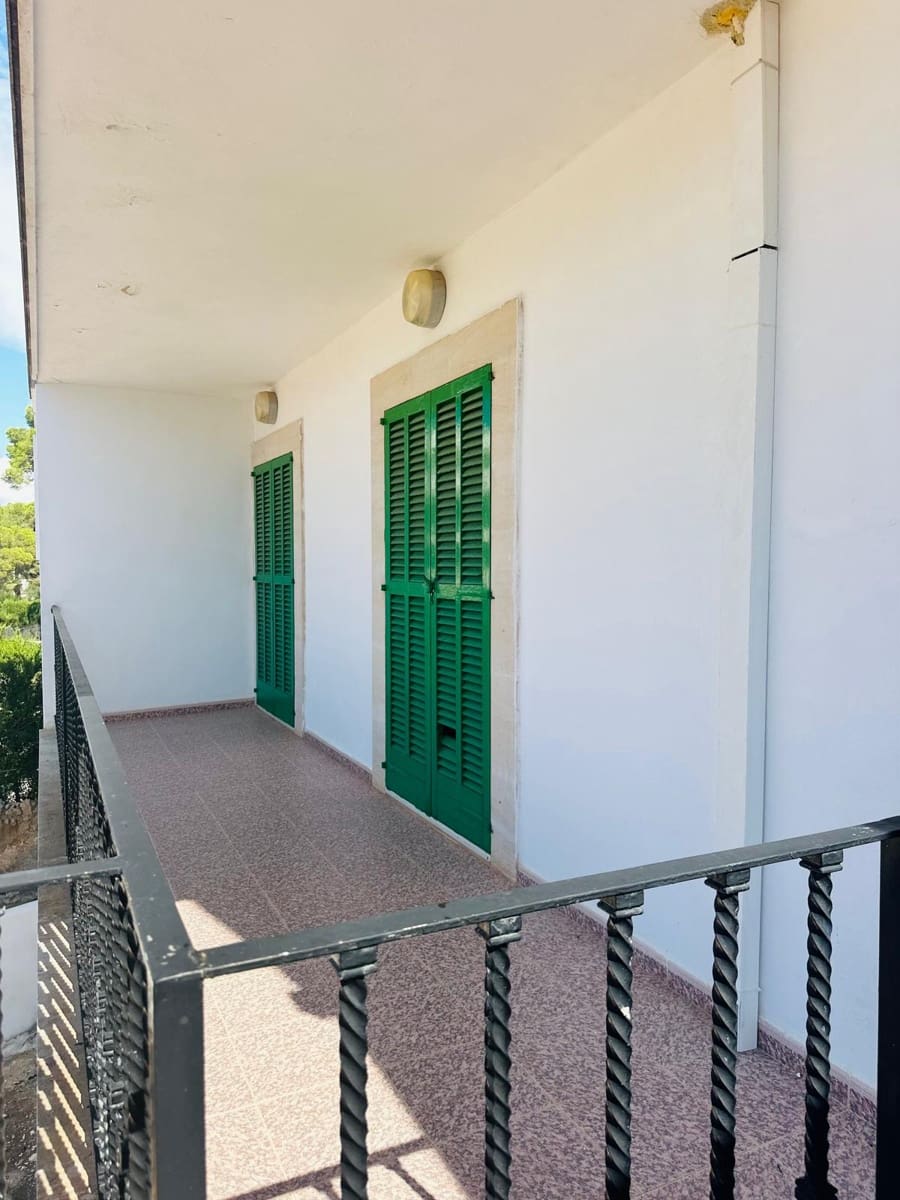 4 slaapkamer Strandappartement te koop in Portocolom met garage - € 670.000 (Ref: 10163522)