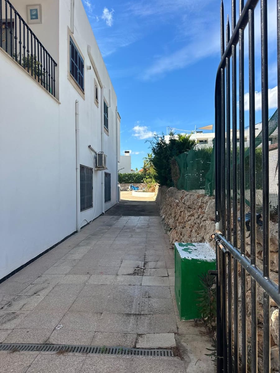4 slaapkamer Strandappartement te koop in Portocolom met garage - € 670.000 (Ref: 10163522)