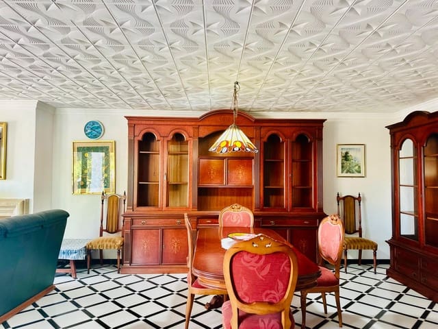 4 slaapkamer Strandappartement te koop in Portocolom, Felanitx met garage - € 670.000 (Ref: 10163522)
