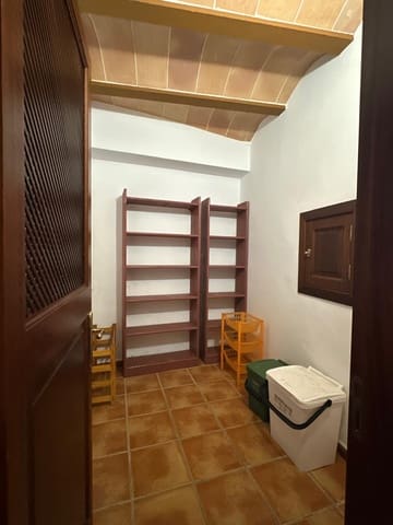 3 bedroom Townhouse for rent in Felanitx with garage - € 1,400 (Ref: 10175591)