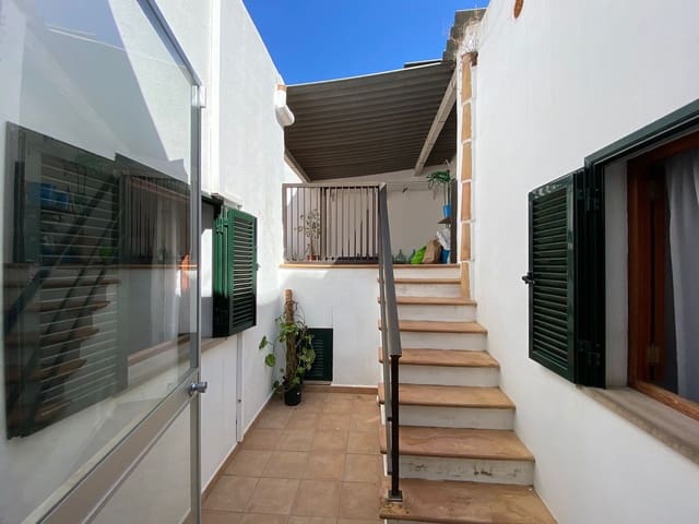 Casa de 8 habitaciones en Felanitx en venta - 595.000 € (Ref: 7376670)