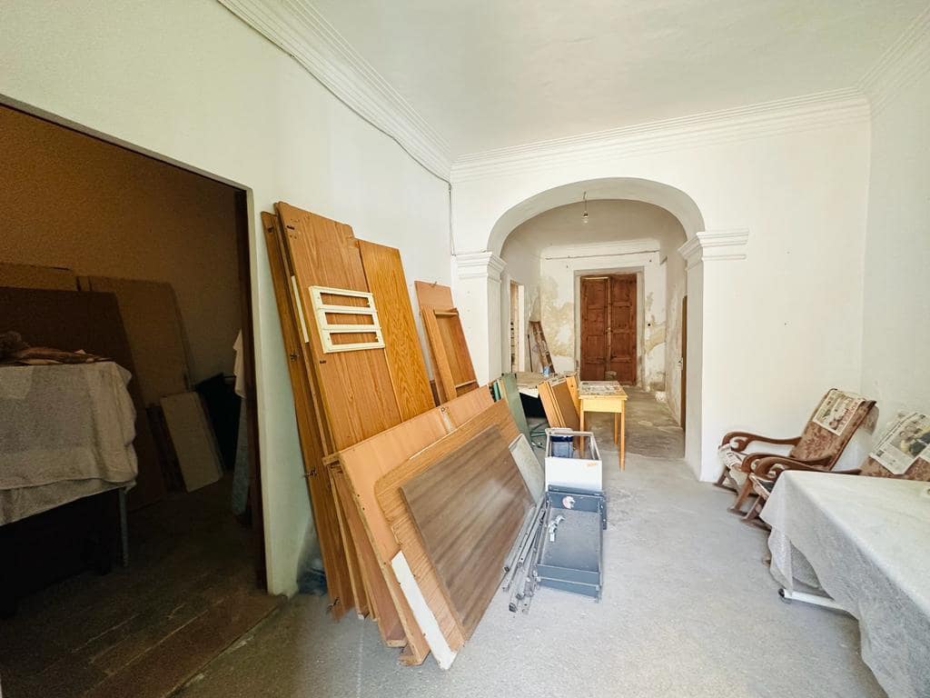 4 bedroom Townhouse for sale in Felanitx with garage - € 350,000 (Ref: 7555750)