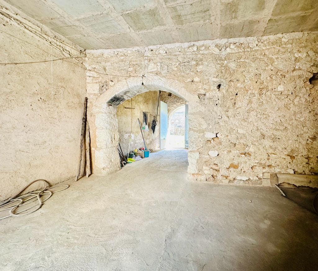 4 bedroom Townhouse for sale in Felanitx with garage - € 350,000 (Ref: 7555750)