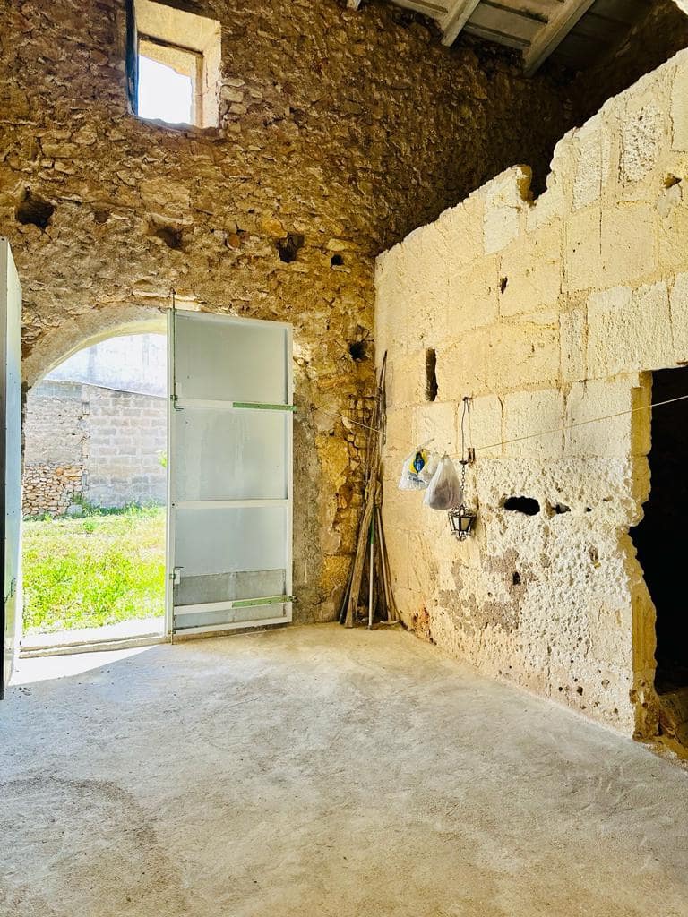 4 bedroom Townhouse for sale in Felanitx with garage - € 350,000 (Ref: 7555750)