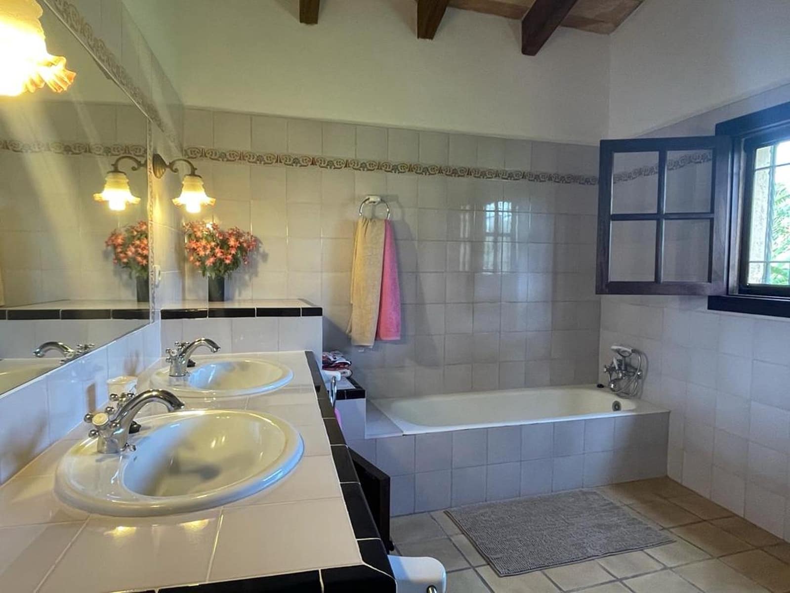 3 bedroom Finca/Country House for rent in Felanitx with pool - € 2,500 (Ref: 7565983)