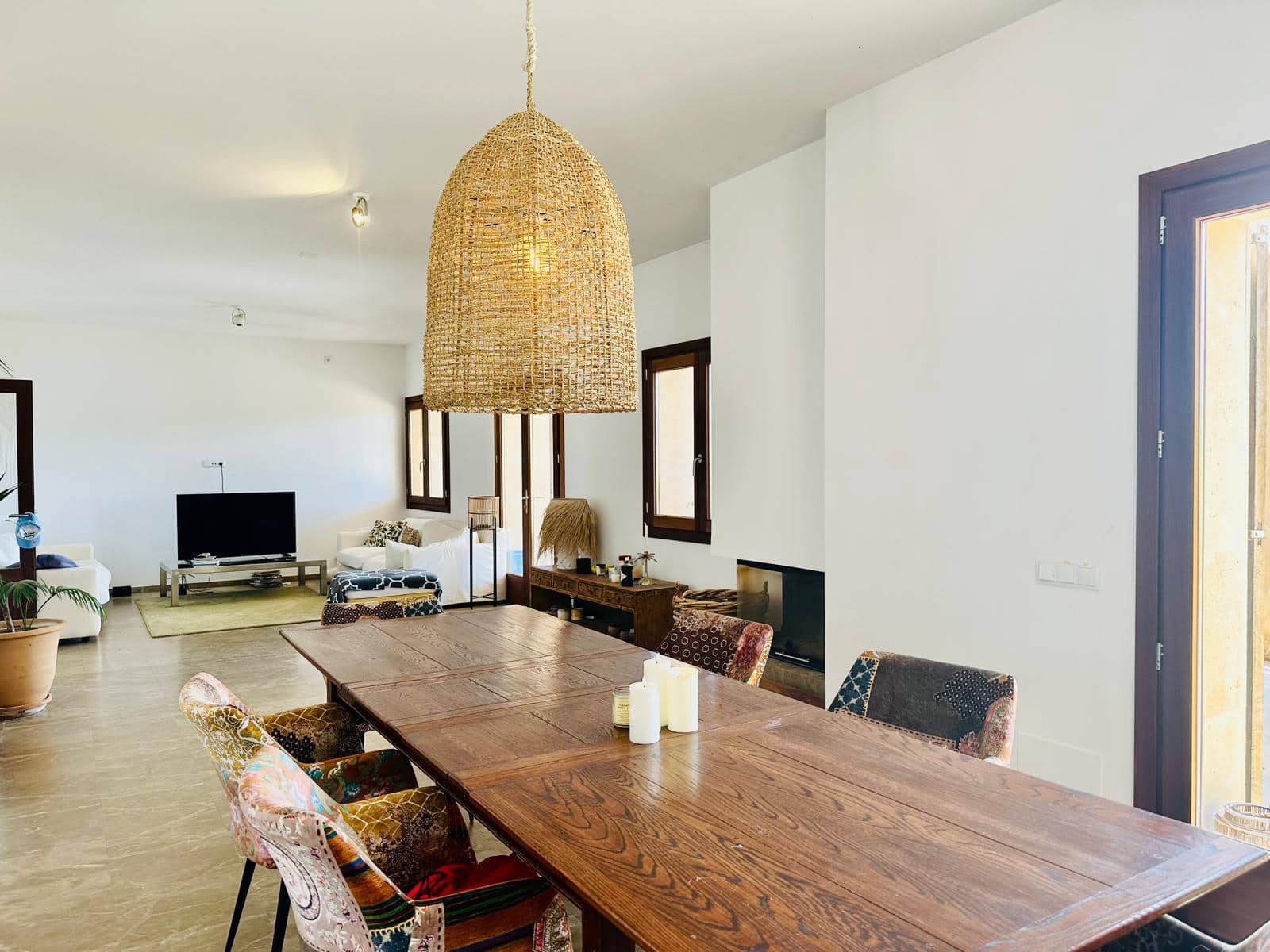 Villa for sale in Manacor with pool - € 3,890,000 (Ref: 7881630)