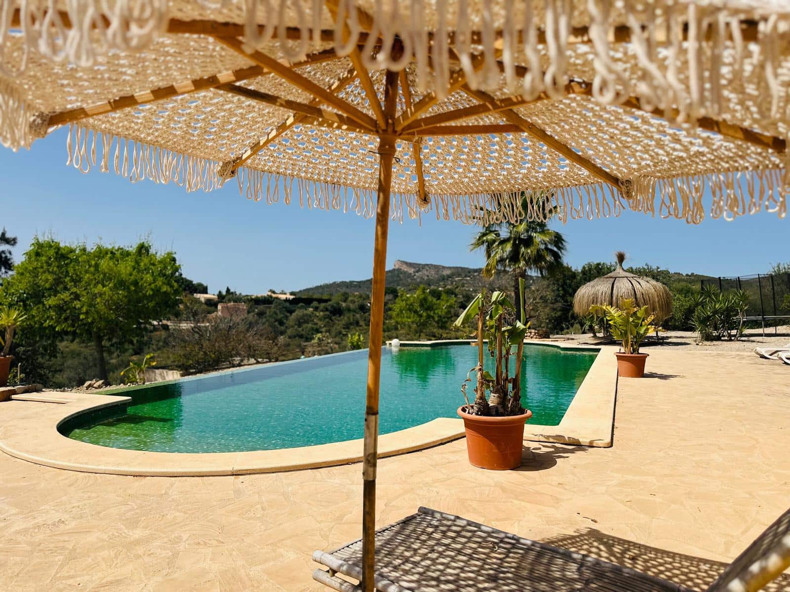 Villa for sale in Manacor with pool - € 3,890,000 (Ref: 7881630)