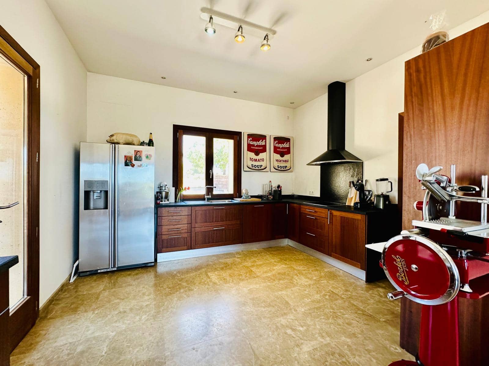 Villa for sale in Manacor with pool - € 3,890,000 (Ref: 7881630)