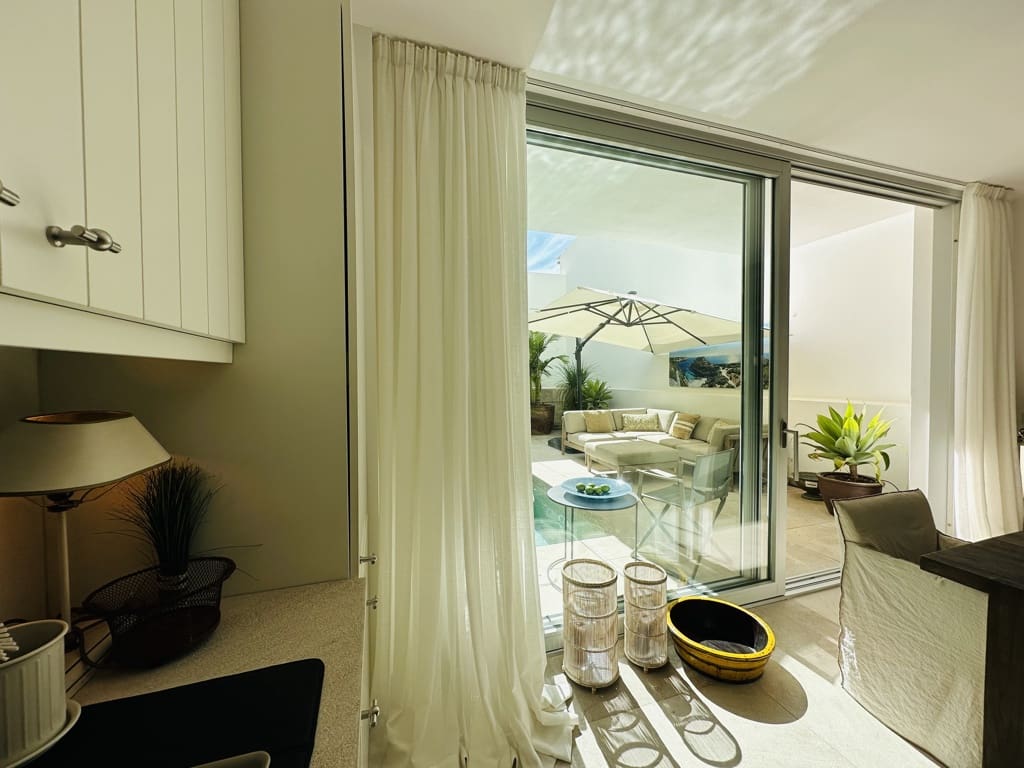 3 slaapkamer Huis te koop in Portocolom met zwembad - € 1.350.000 (Ref: 7956949)