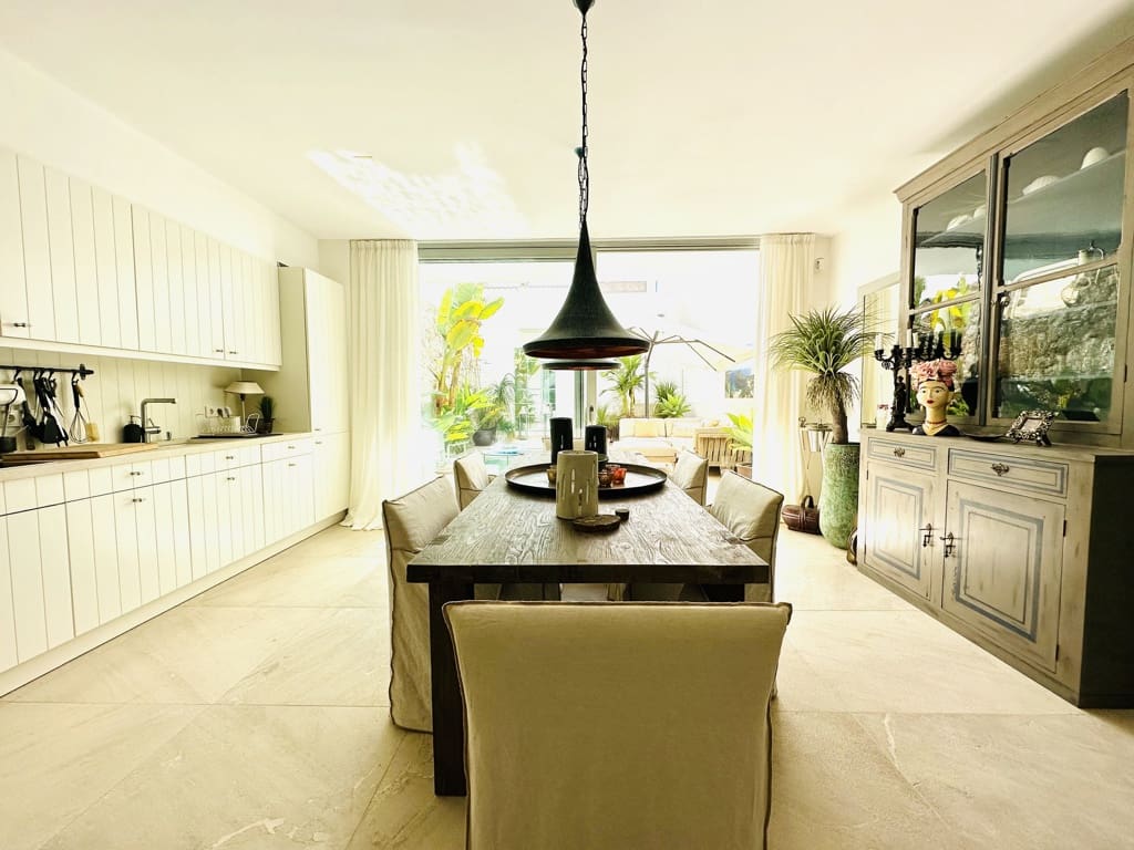 3 slaapkamer Huis te koop in Portocolom met zwembad - € 1.350.000 (Ref: 7956949)