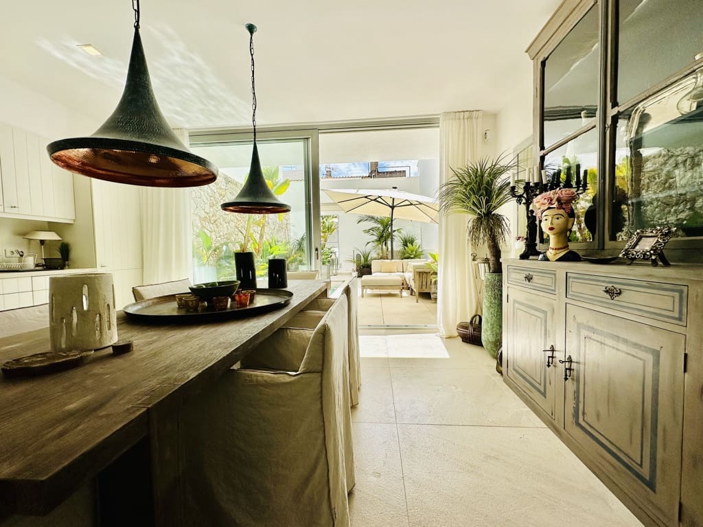 3 slaapkamer Huis te koop in Portocolom met zwembad - € 1.350.000 (Ref: 7956949)