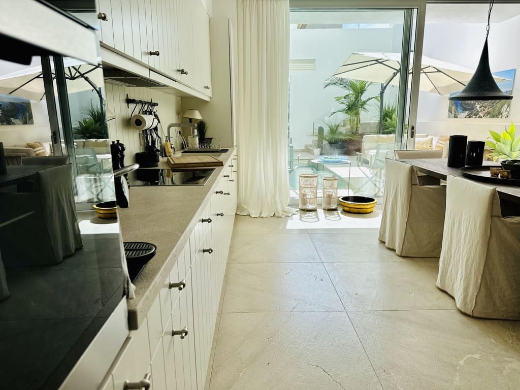 3 slaapkamer Huis te koop in Portocolom met zwembad - € 1.350.000 (Ref: 7956949)